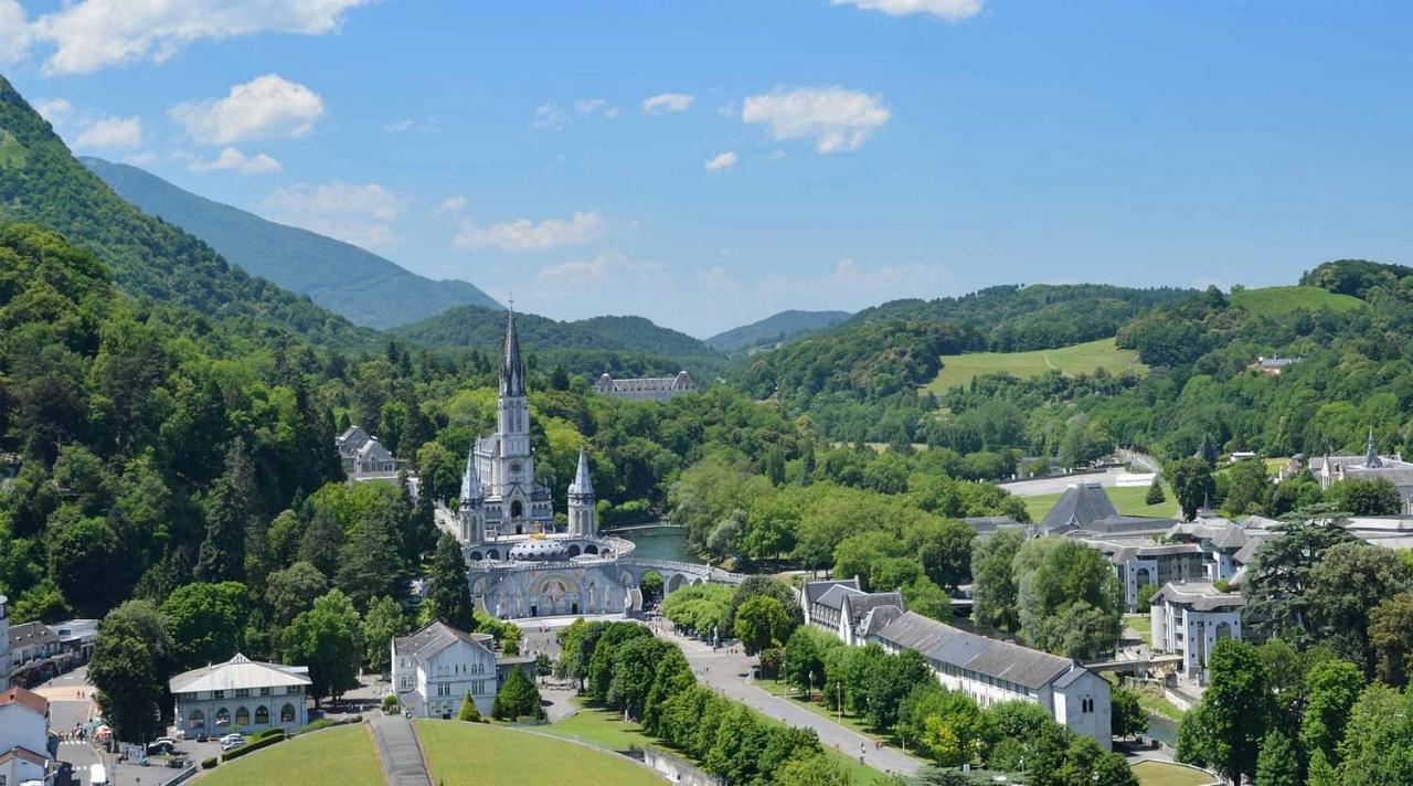 Family Saint Vincent - Studio 2 Pers - 100M Gare Lourdes - Wifi 외부 사진